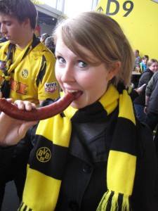 FOTO: BVB Navijacice (BVB Girls) 12096510