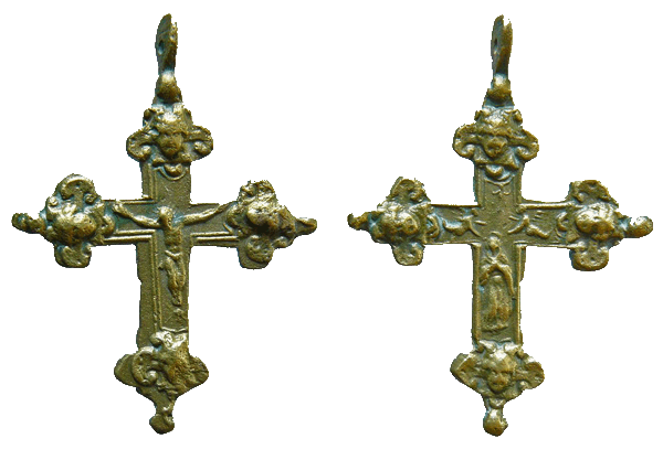 Recopilación de Cruces pectorales con relieves de la Inmaculada Concepción, siglos XVII al XIX ©  1_01_j10