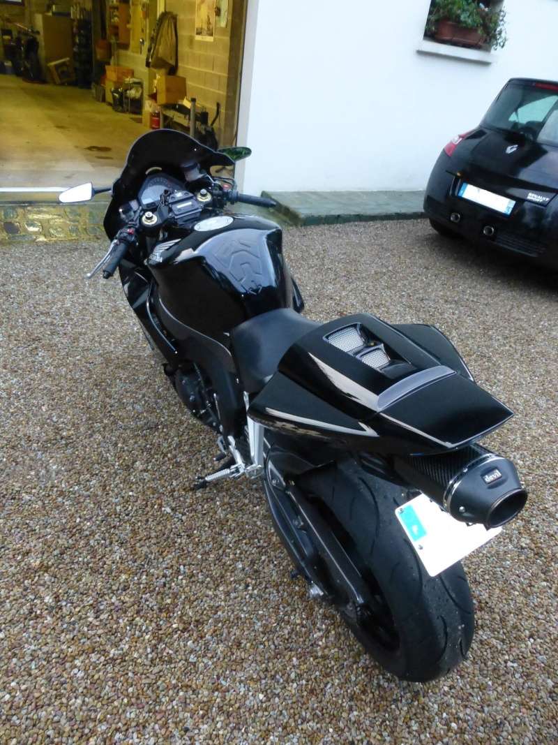 1000 cbr rr full black 12491811