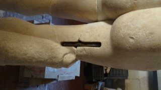 cerf moulage - Visite à l'atelier de restauration des sculptures du C2RMF - Page 2 Dsc05437