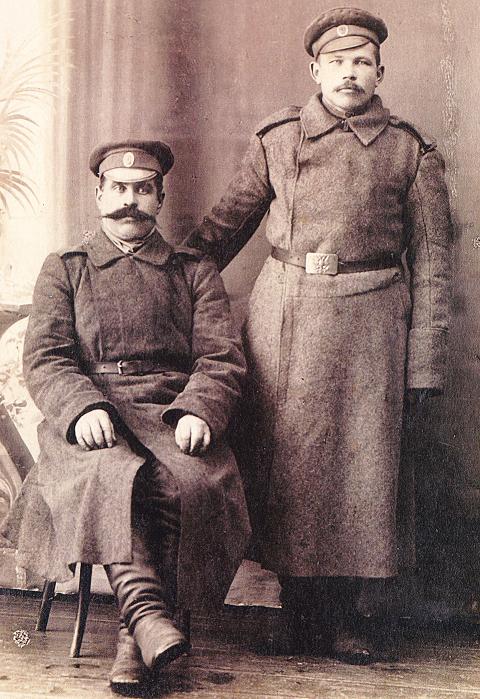 DOSSIER: L'Armée Russe 1914-17 (Historique et uniformes de l'infanterie) Capote13