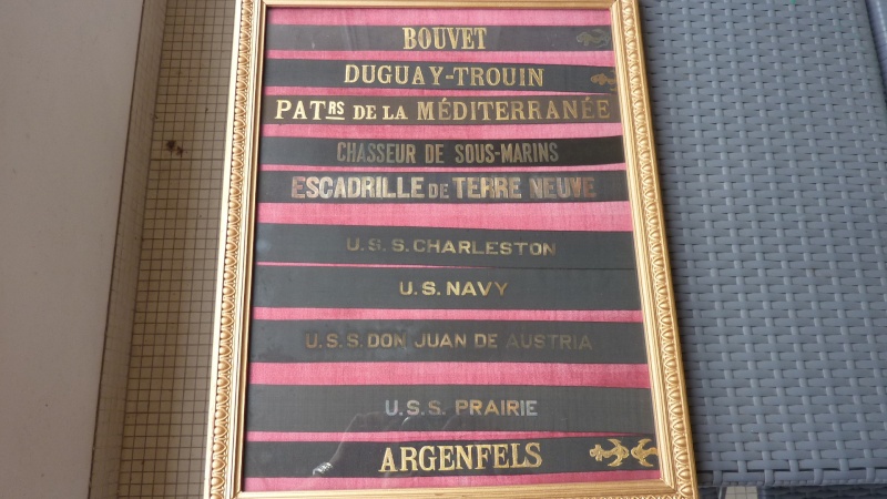 une brochette de rubans ancien de marine Français et US Navy WW2 P1070419