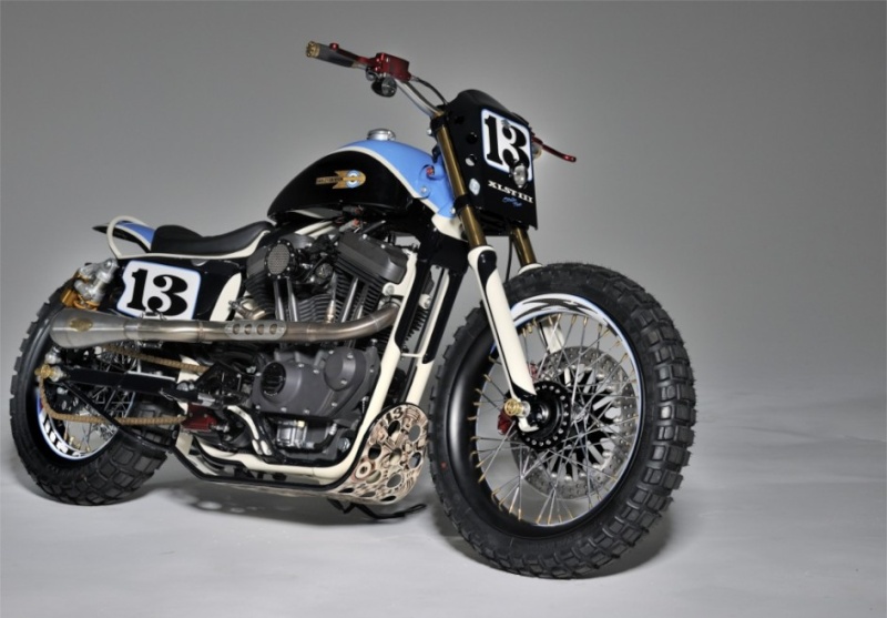 Le scrambler Sportster Custom XLST3 Harley19
