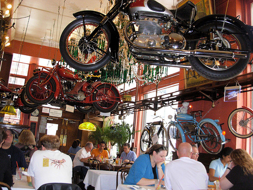 Bar, pub, resto bikers - Page 2 Resto110