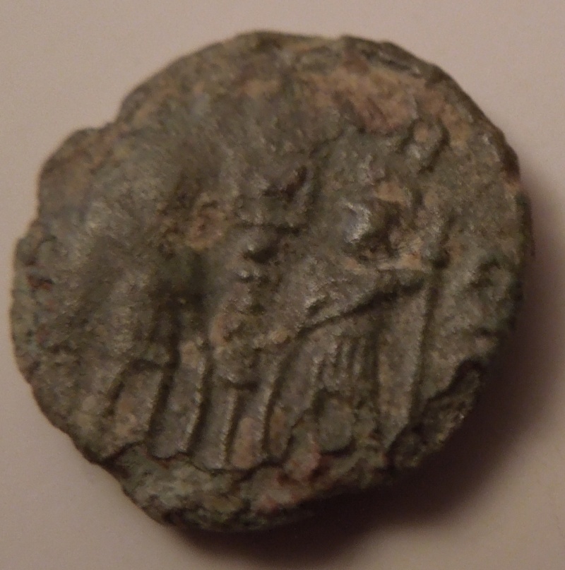 nummus Arcadius Honorius Valentinien II Théodose Arles Dscn4917