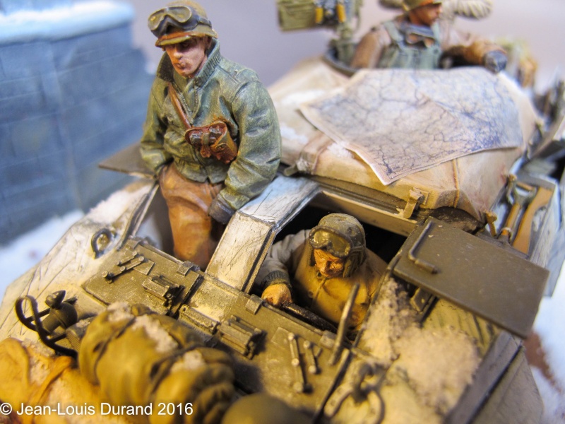 M20 du 807th Tank Destroyer Bataillon et Jeep blindée, 1945 - 1/35 - Page 20 1945_017