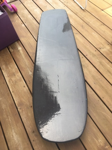 Board racefoil 140x41.  2,2kg.  350,00 euros. VENDUE. Cd133110