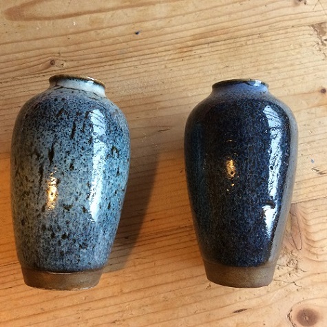 Anyone recognise who might have made these two tiny vases?  Img_0617