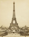 Attaques terroriste divers et variés à Paris - Page 6 Eiffel10