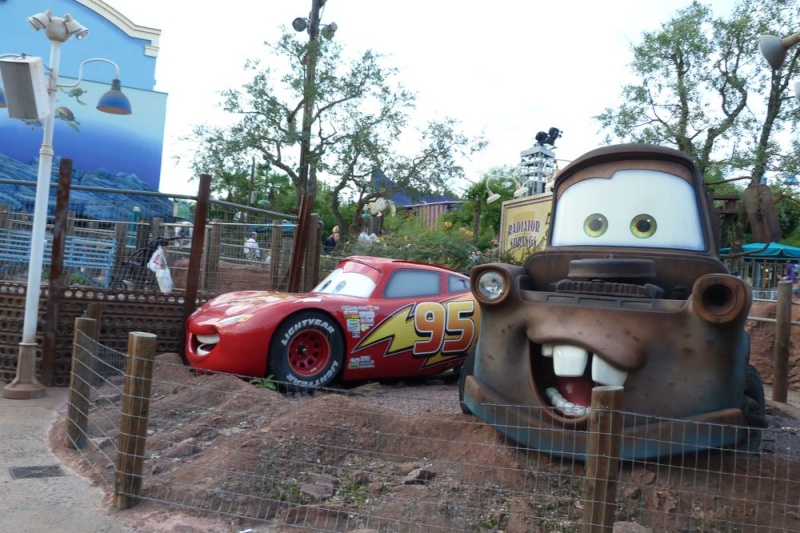 [Walt Disney Studios - Toon Studio] Cars Quatre Roues Rallye P1060313
