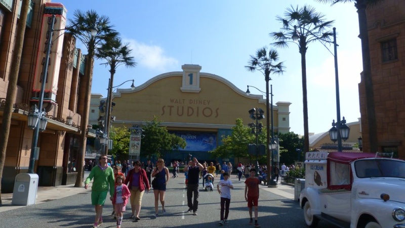 [Walt Disney Studios] Production Courtyard P1340015