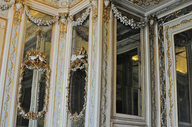 Marie-Caroline à Naples : le Palais Royal de Caserte - Page 2 73851112