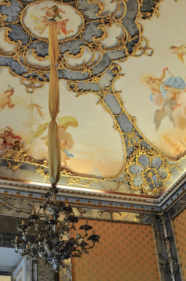 Marie-Caroline à Naples : le Palais Royal de Caserte - Page 2 73851122