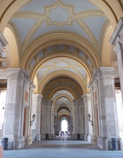 Le Palais Royal de Caserte (Reggia di Caserta), près de Naples 800px-21