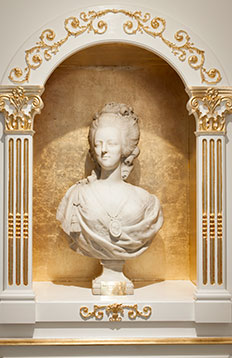 Marie-Antoinette : Muse de l'aménagement. Décors modernes dans le goût de Marie-Antoinette Buste-10
