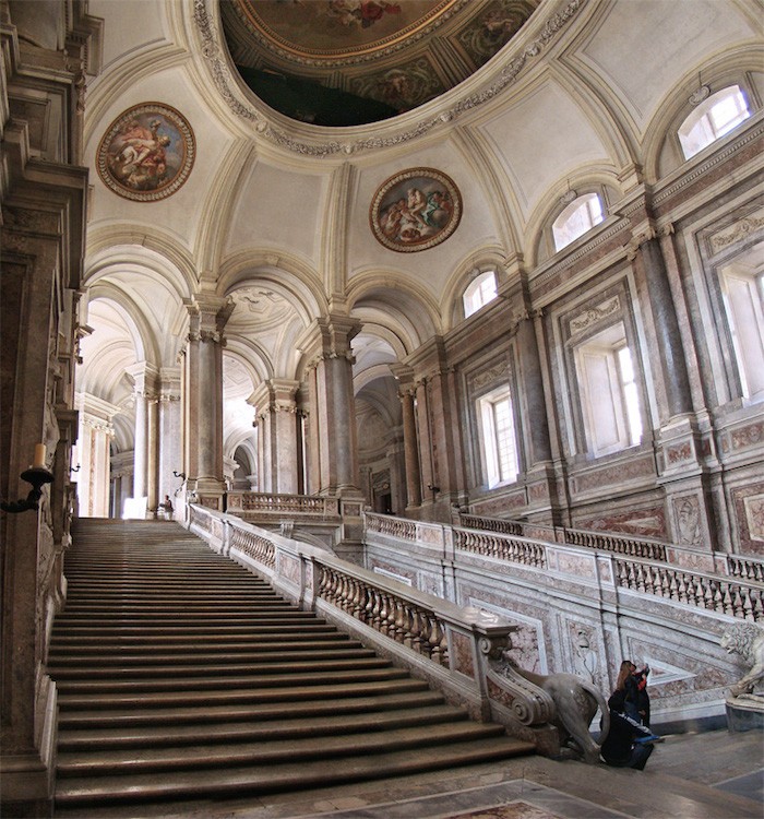 Marie-Caroline à Naples : le Palais Royal de Caserte Campan11