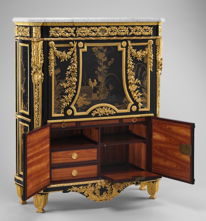 Chinoiseries et meubles de Marie-Antoinette : par Weisweiler, Macret et Riesener Dp106916