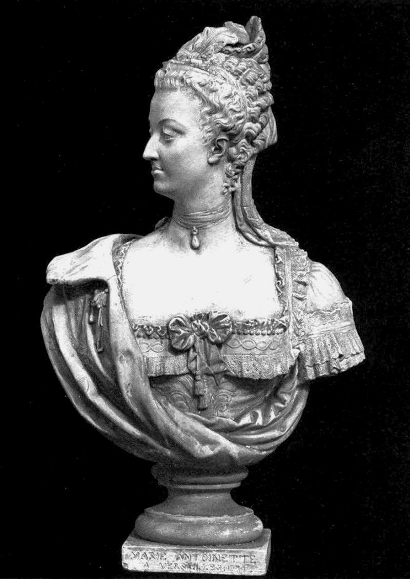 Bustes de Marie-Antoinette par la duchesse Castiglione-Colonna, Adèle d’Affry, dite Marcello Marie_30