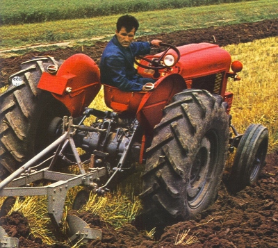 Traktori IMT 551-555-558 opća tema traktora