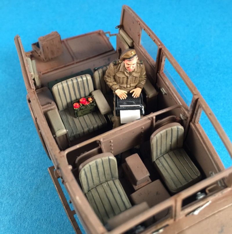 La BBC en action - "Humber staff car" Accurate Armour + figurines Bronco et scratch - 1/35 Image18