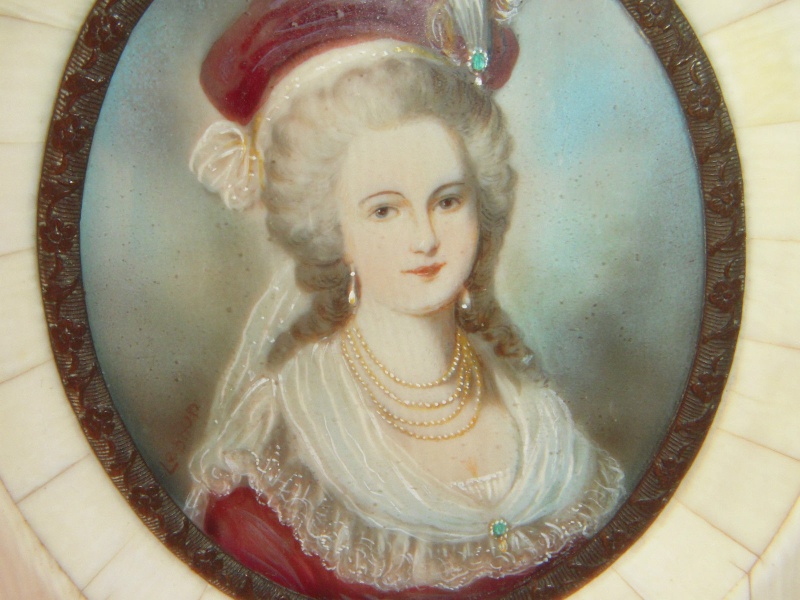 Collection : miniatures de Marie Antoinette et de ses proches - Page 20 _5710