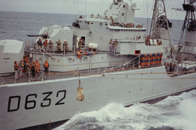 Canots de sauvetage de la marine nationale D632_g10