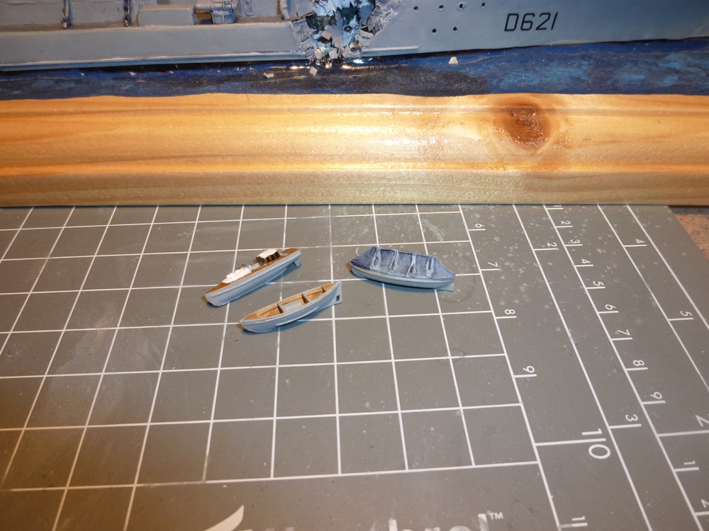 Escorteur d'escadre Surcouf Heller 1/400 + L'ARSENAL - Page 3 E_e_su10