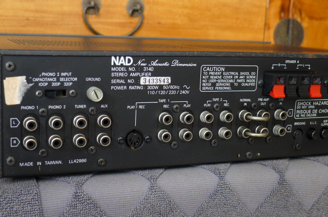 NAD Stereo Integrated Amplifier 3140, Rare model (Used)  SOLD P1110039