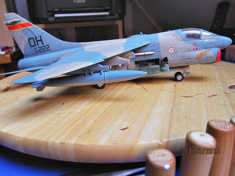 A-7D "Corsair II" [1/48) de HobbyBoss] Img_3972