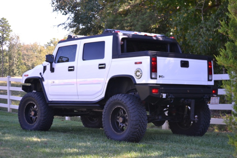 Qui a osez dire que le Hummer H3 était le petit Hummer ! Dsc_0010