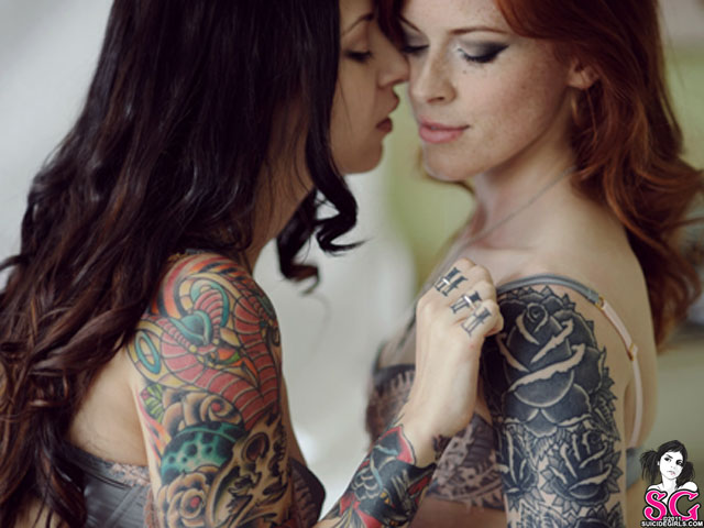 CHARME - Les plus belles femmes sont tatouées... - Page 13 Annale10