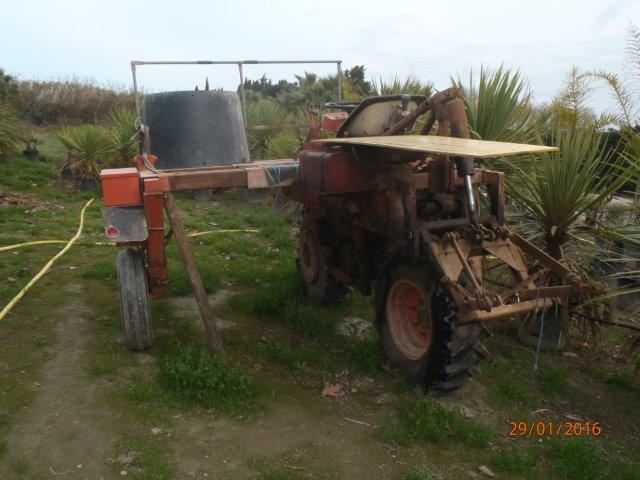 ENJAMBEUR : un tracteur pour la vigne P1290022