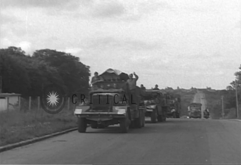 obusier rmsm - 23/08/1944 - Road to Paris - 4/RMSM Remue-Menage et Ray Bobine10