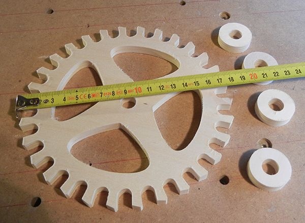 Concevoir une horloge squelette en bois - Page 11 2_roue10