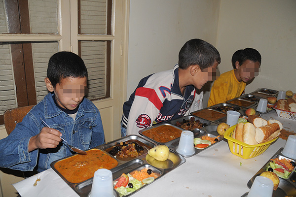وزارة التربية "تتخلى" عن المطاعم المدرسية لصالح البلديات 2014-c14