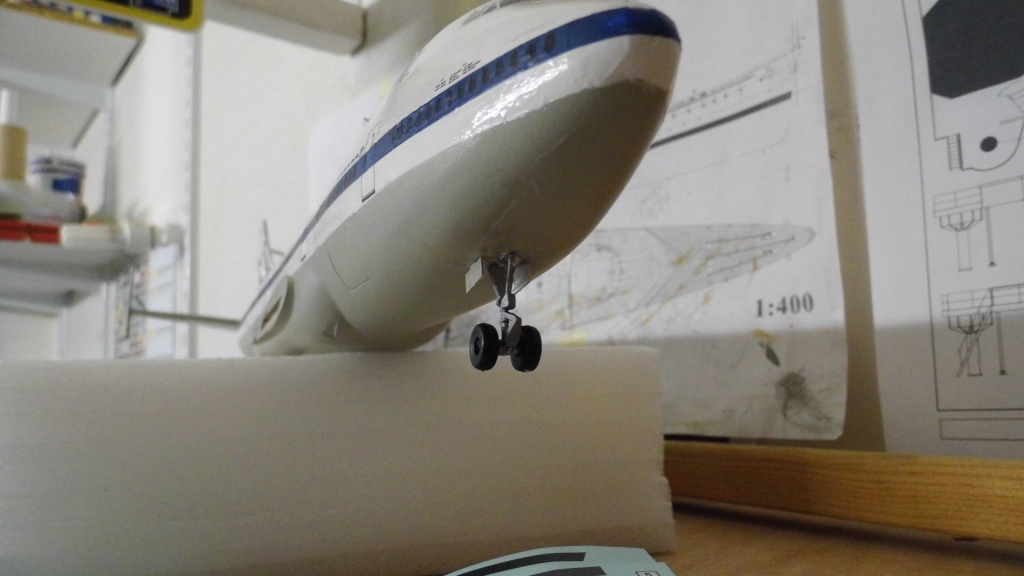 La navette de Revell au 1/144 en dio - Page 5 01217