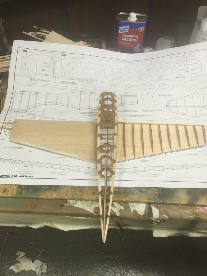 building a Guillows kit P 40 Airpla13