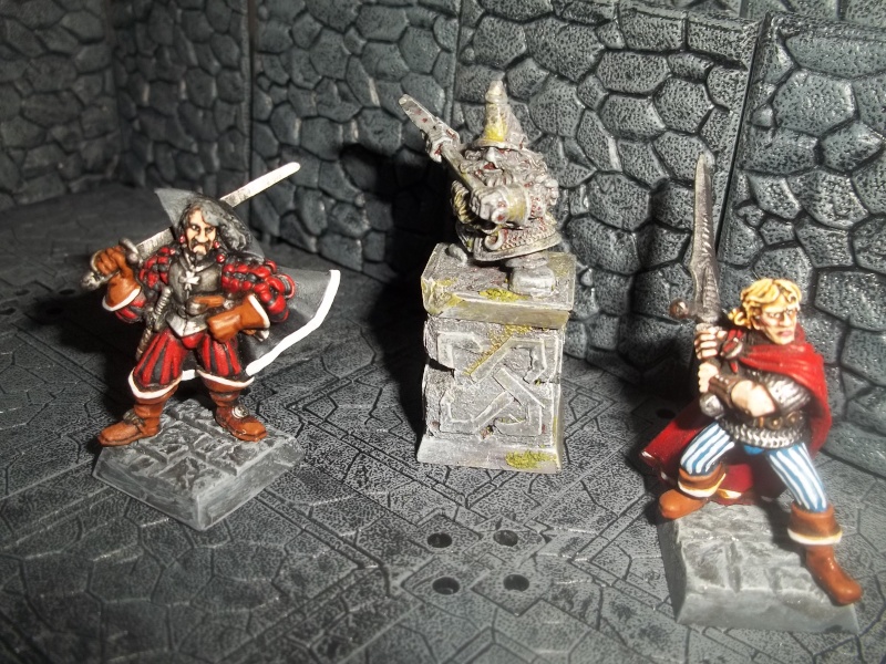 Warhammer Quest: Photo de famille - Page 10 09410