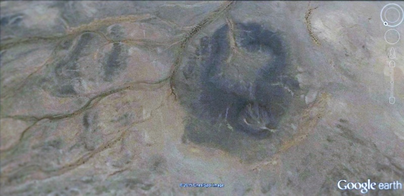 Pareidolie et Google earth - Page 33 117