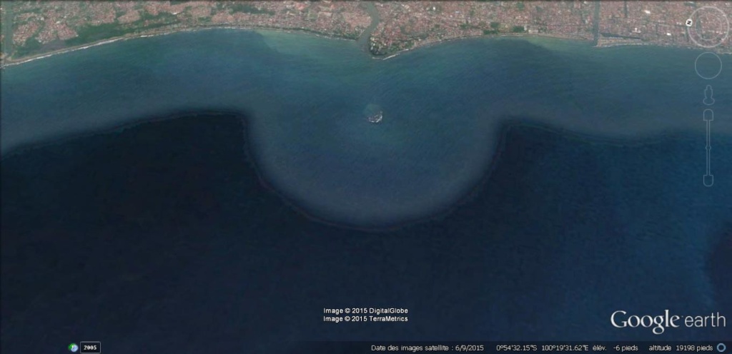 Pareidolie et Google earth - Page 39 25c45_11