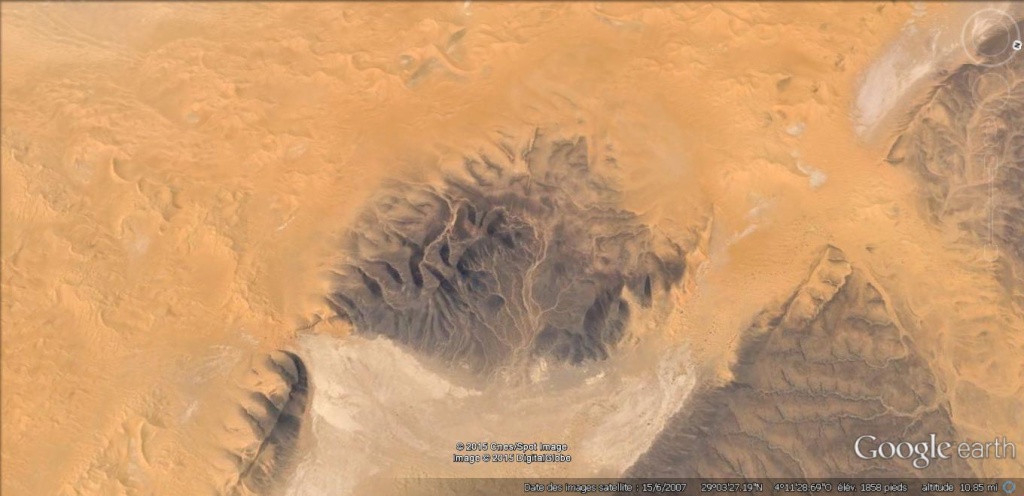 Pareidolie et Google earth - Page 40 913