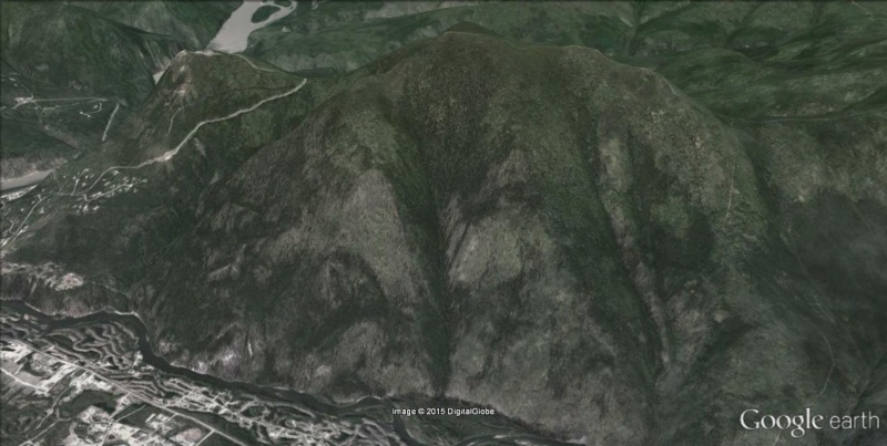 Pareidolie et Google earth - Page 33 Lkj2010