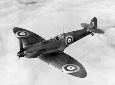 Spitfire Mk. IIa Revell 1/32 [Loic]  - Page 6 Spitfi11