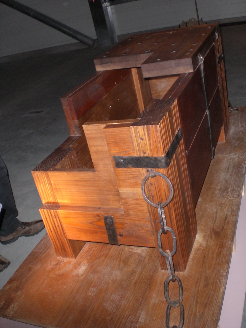 TRAVAUX et CHEFS D OEUVRES (réalisés par des Compagnons du devoir) - Page 2 Photos29