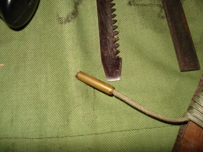 Czechoslovak knife for paras - UTON vz. 75 (ÚTOční Nůž - attack knife) Dsc08029