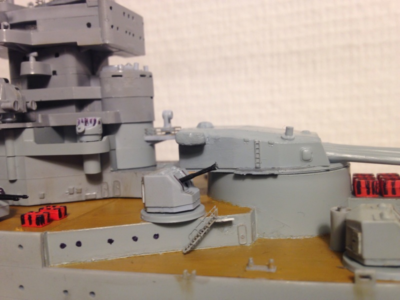 Diorama: Le cuirassé Jean Bart à Toulon en 1955 (1/400 eme) - Page 3 Image39
