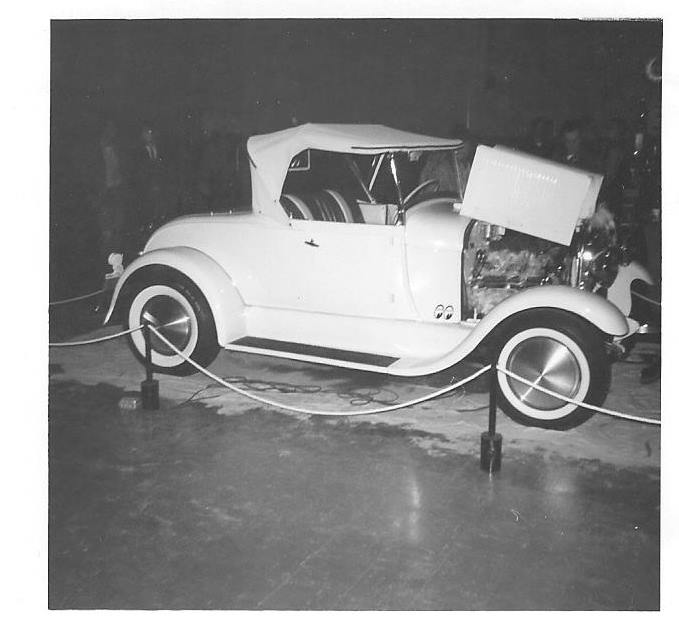 Vintage Car Show pics (50s, 60s and 70s) - Page 16 10505210
