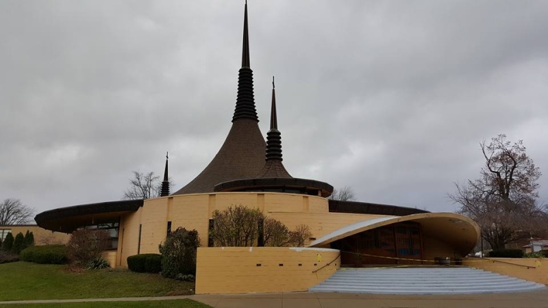 Eglises et lieux de culte space age - Vintage Chapel and Church 12241710