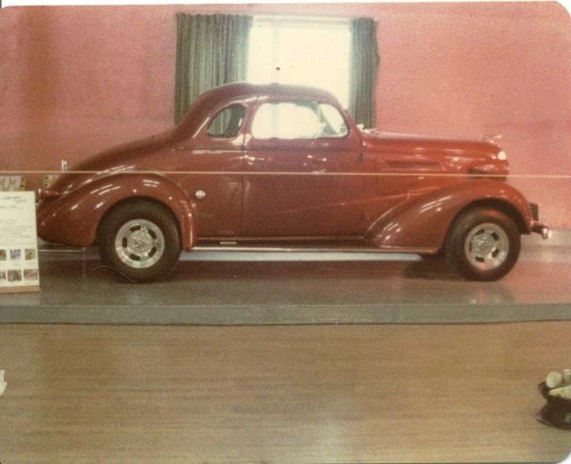 Vintage Car Show pics (50s, 60s and 70s) - Page 16 12390817