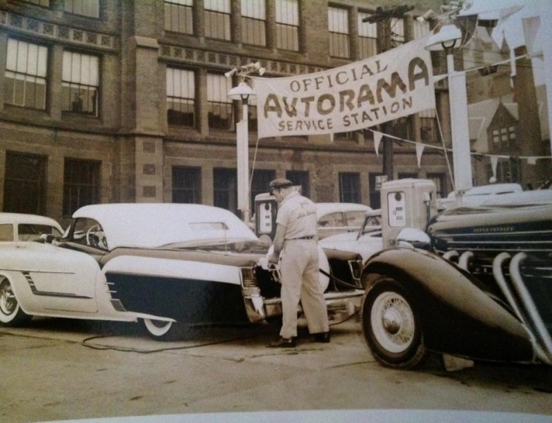Vintage Car Show pics (50s, 60s and 70s) - Page 16 19237711